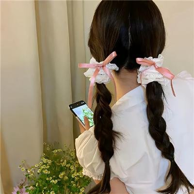 蓝天花朵